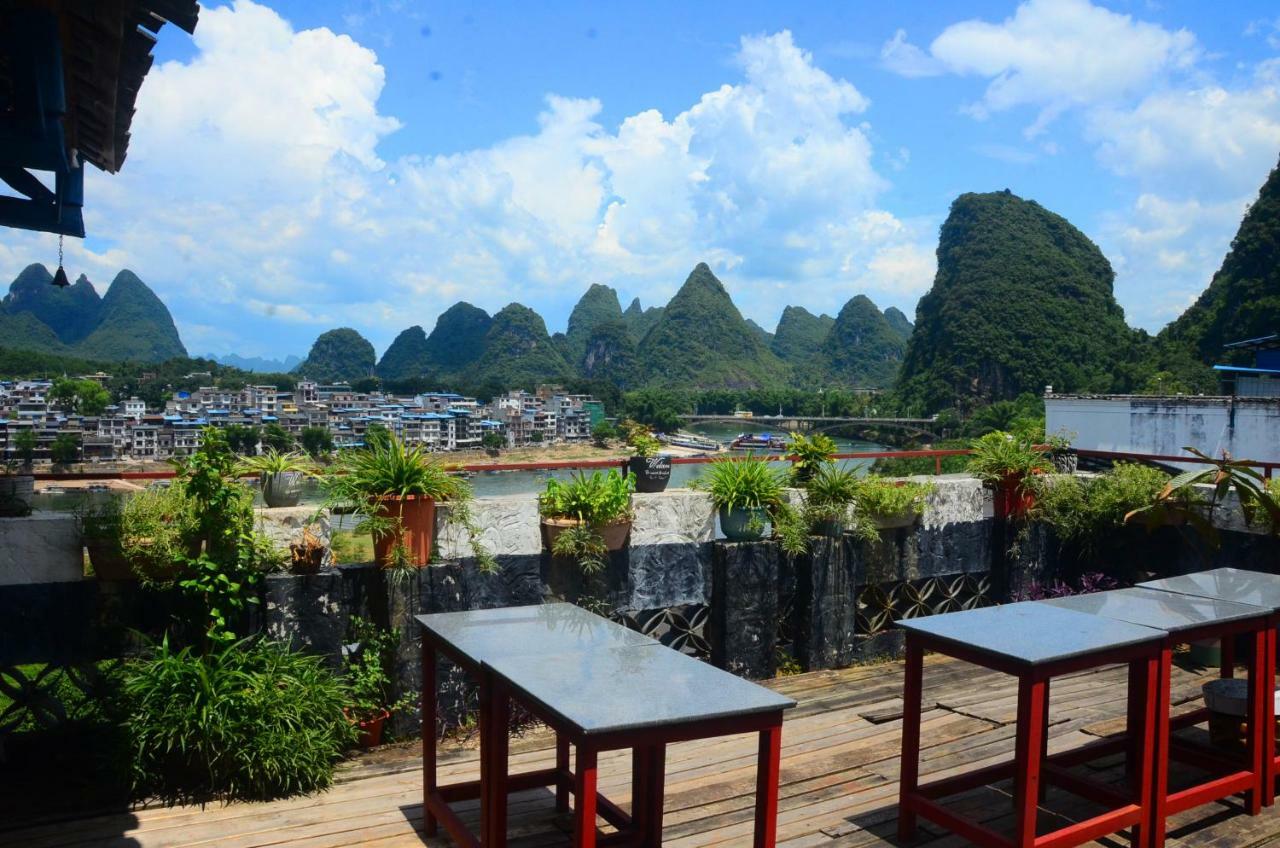 En Attendant Godot Youth Hostel Yangshuo Exterior foto